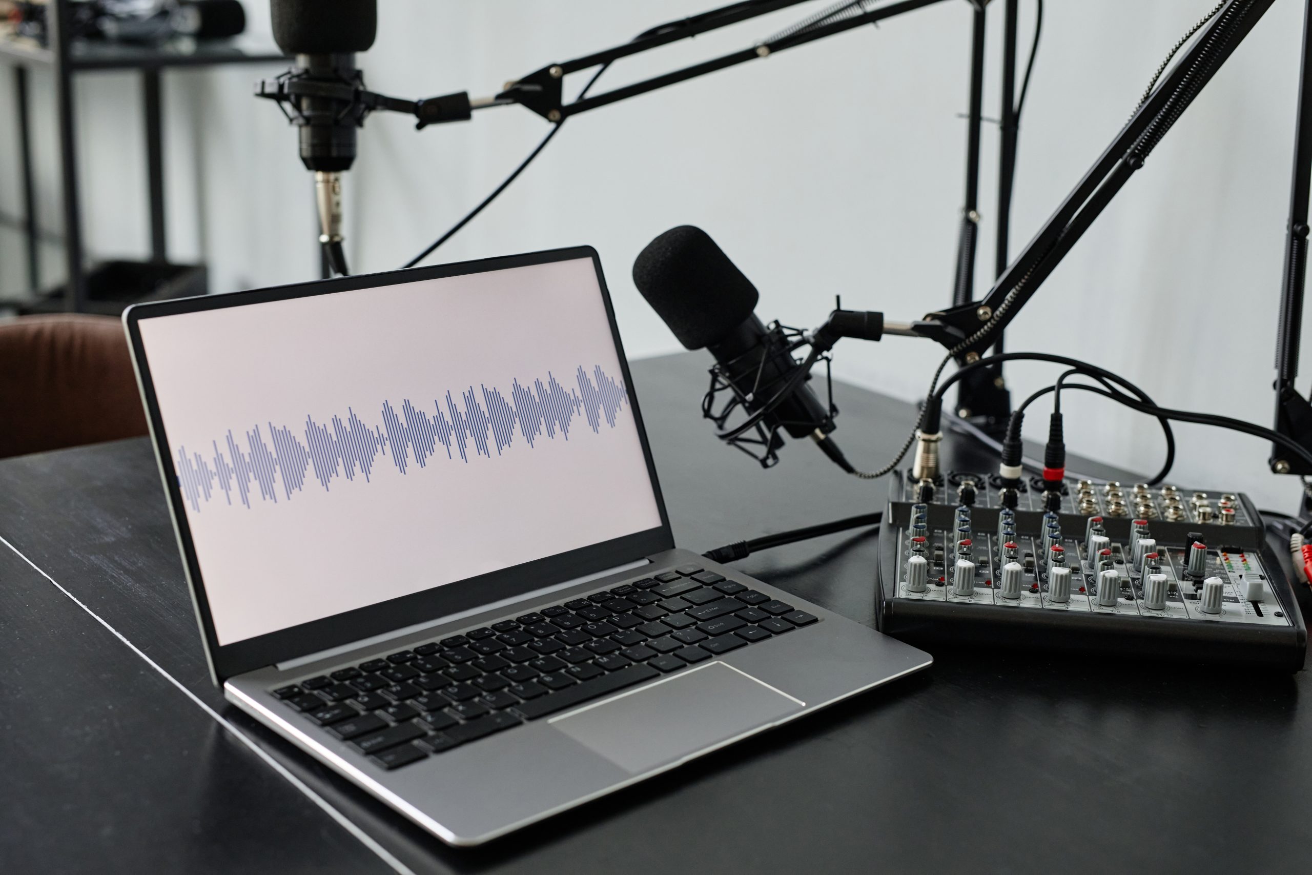 From Recording to Readable: How AI Is Revolutionizing Podcasts and Transcriptions: