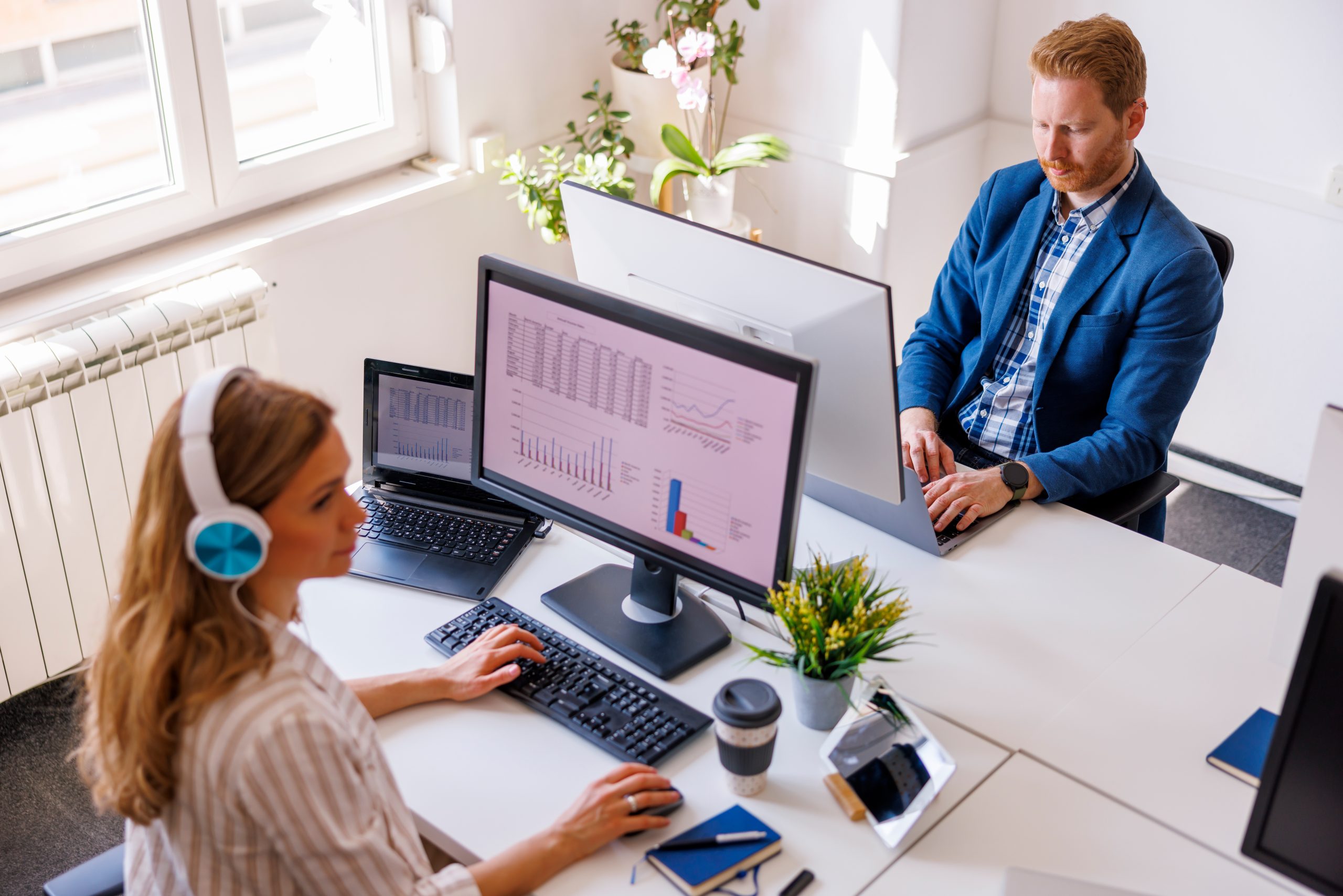 From Inbox to Insights: How AI Is Revolutionizing Email and CRM Management: